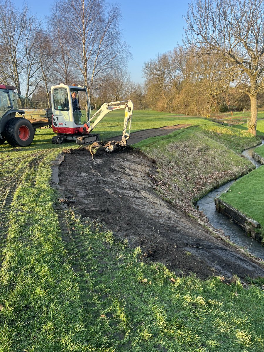 Dave Hookes tweet media