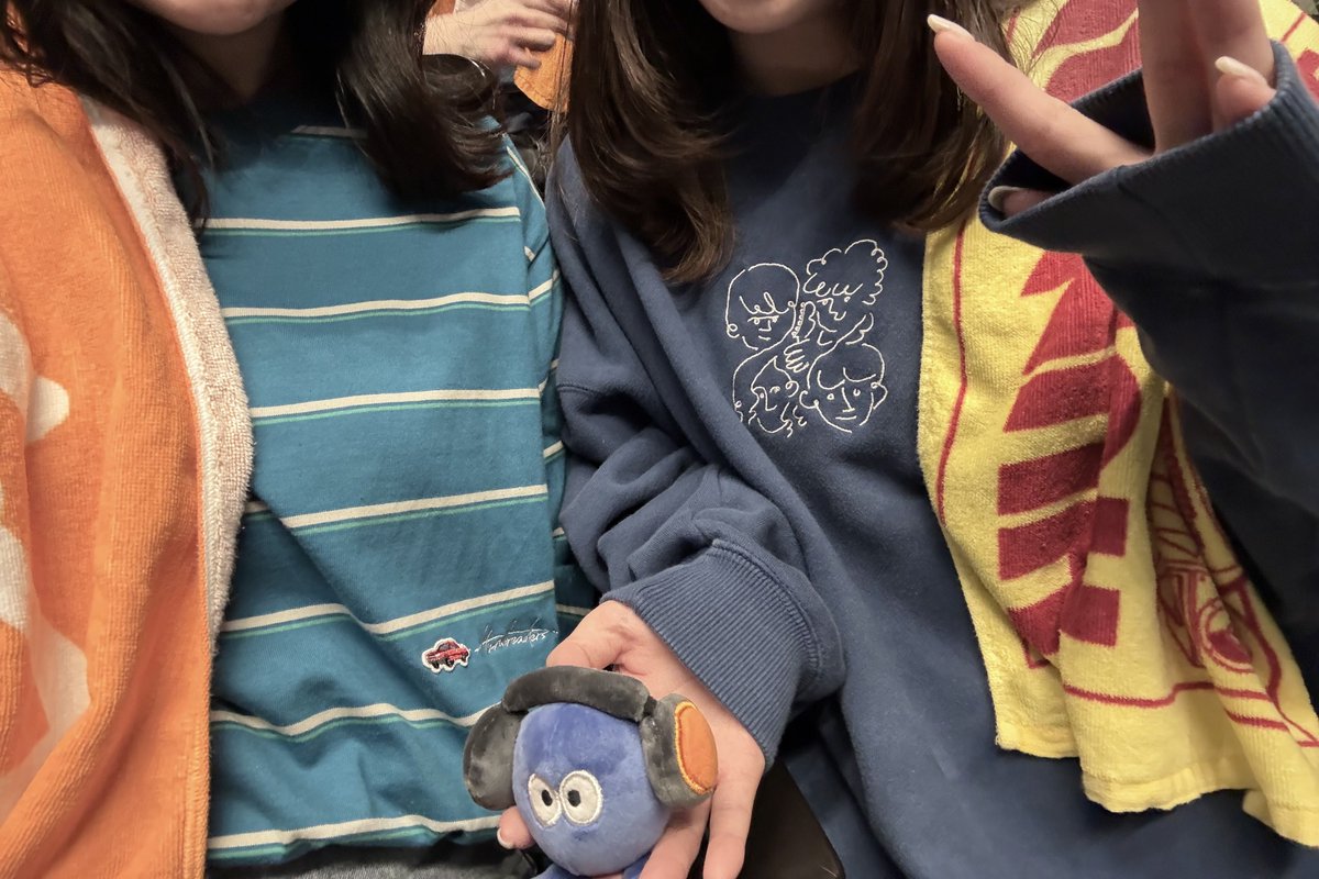 yn_bre's tweet photo. 銀河の旅 ~キョウトロメダ🛸💫~ https://t.co/eCX0nJpqB6