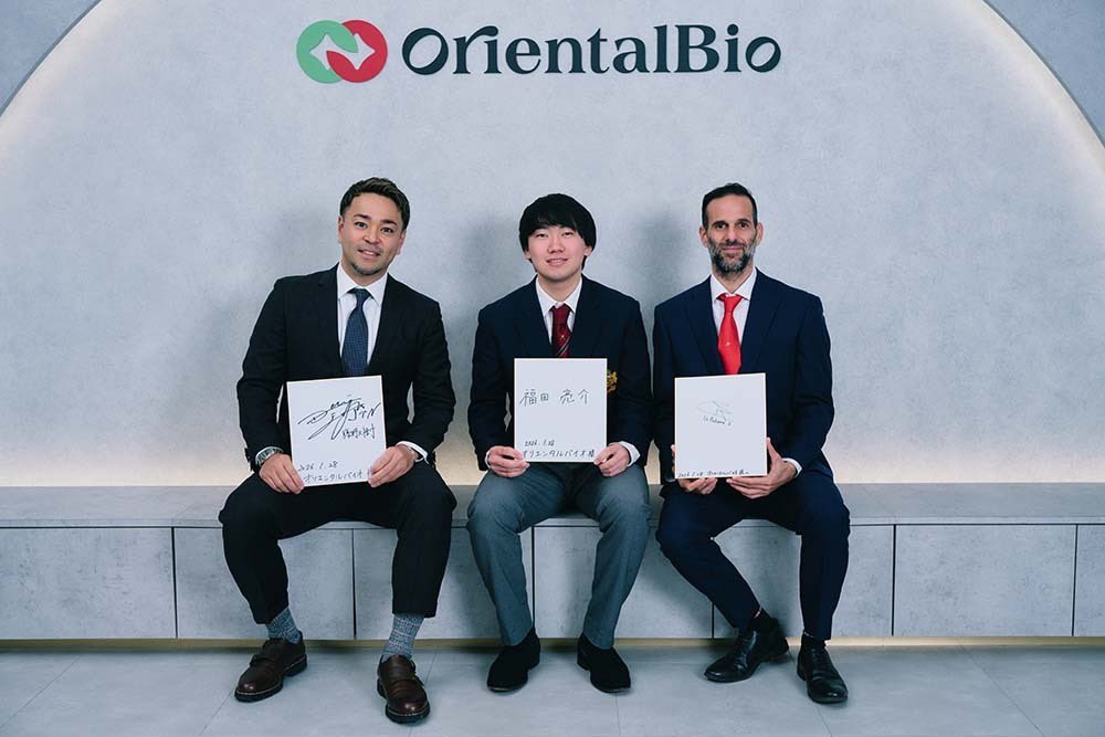 オリエンタルバイオは2026年1月より
フェンシング男子フルーレ
【代表ナショナルヘッドコーチ】
エルワン・ルペシューコーチ
【代表アシスタントコーチ】
藤野大樹コーチ
福田亮介選手(法政大学)
の3名と所属契約を締結したもぐ٩( 'ω' )و

#フェンシング 
#フルーレ
#所属契約