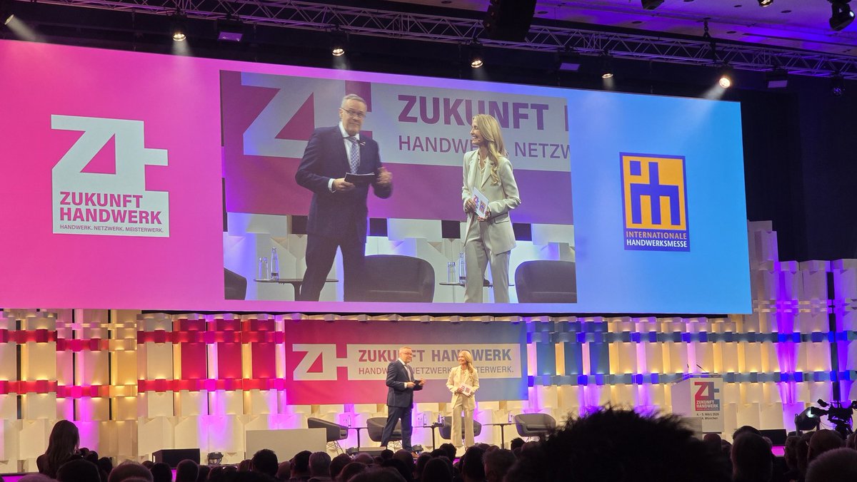 steffenrange's tweet photo. ZDH-Präsident Jörg Dittrich bei der Eröffnung der #zukunfthandwerk und der Internationalen Handwerksmesse https://t.co/xA0JutZdWW