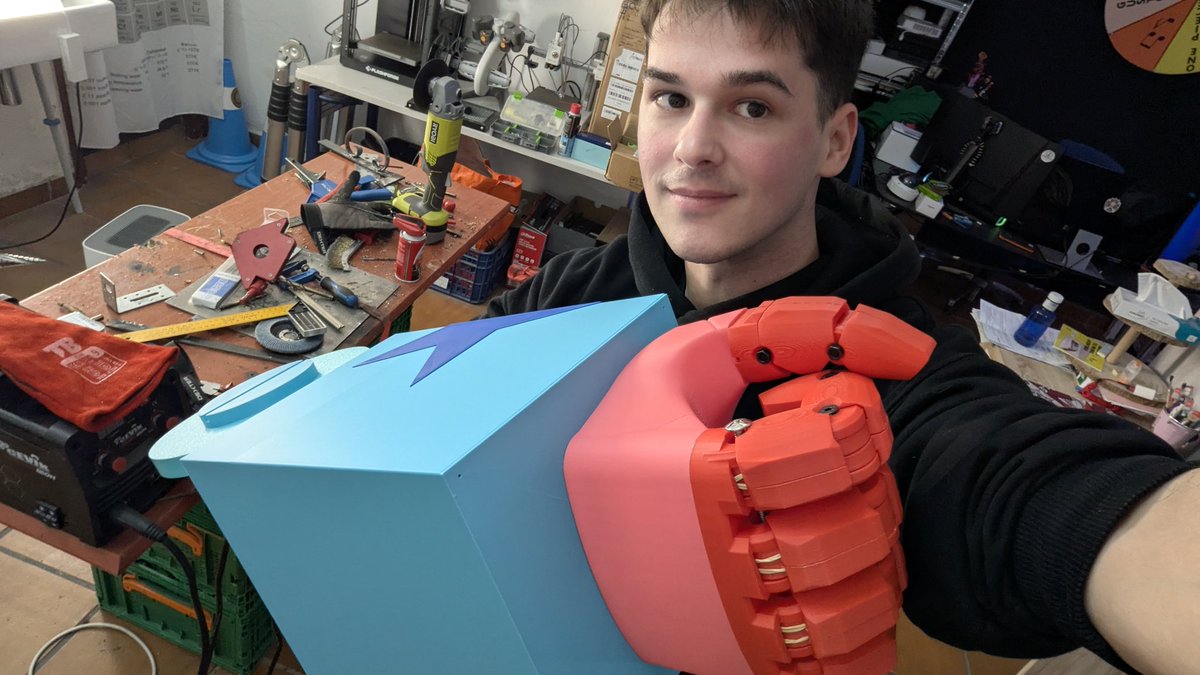 Tomás Castellanos tweet media