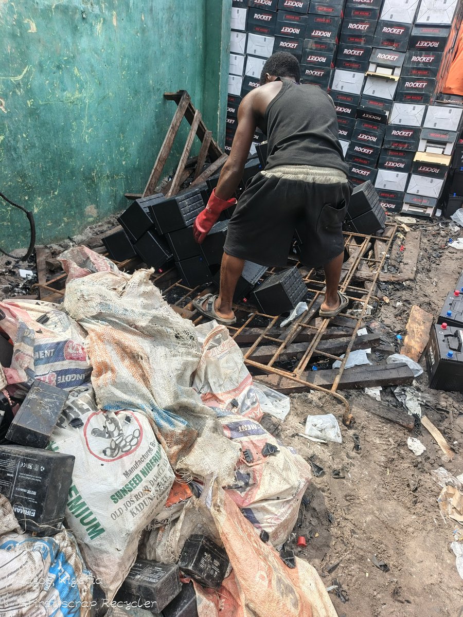 A_first_battery's tweet photo. @Chude_ND1 Make cool cash for disposing your damaged/condemned batteries, industrials/company scraps and vehicle scraps.
We assure you,
Swift response
Cool deal,
Free pickup and
Instant payment.
Call: 08080263153 or WhatsApp: https://t.co/SP1MjWxe7d https://t.co/oALRdD7bt9