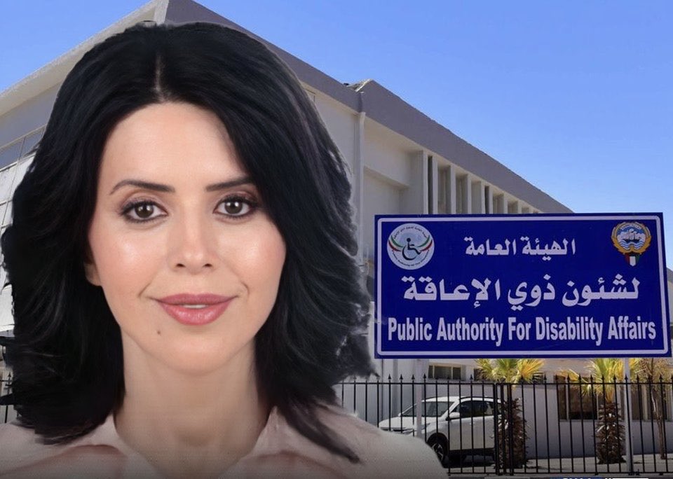 abdullahalsaleh's tweet photo. مافي مراجعين
..

قررت مديرة هيئة الإعاقة د. دلال ضاري العثمان الزام ادارة مركز التأهيل المهني في السالمية بالحضور بنسبة 100% رغم خلو المكان من المراجعين بينما في الإدارات الأخرى ذات ازدحام المراجعين واصطفاف الطوابير خفف الحضور الى 30% - 50%. 

ملاحظة: التأهيل المهني يندرج تحت ادارة المركز الطبي التأهيلي فيجب التفريق بين اختصاص الإدارتين.  

مديرة المهني نيران العتيبي لم تدخر جهدا في ايصال الرسالة الى نائب هيئة الإعاقة د. خليفة الهيلع لكنه لم يبال بـ"صافرات الانذار" التي أطلقها المضطهدون فكان لابد من اطلاق صواريخ #تسريبات_��بدالله_الصالح 🇰🇼

وأطالب وزيرة الشؤون د. أمثال الحويلة بالنظر في هذا الإجراء المجحف خشية أن تنفجر هرمونات الموظفين فتتساقط على رأسها صواريخ محملة برأس نووي.

#عبدالله_الصالح