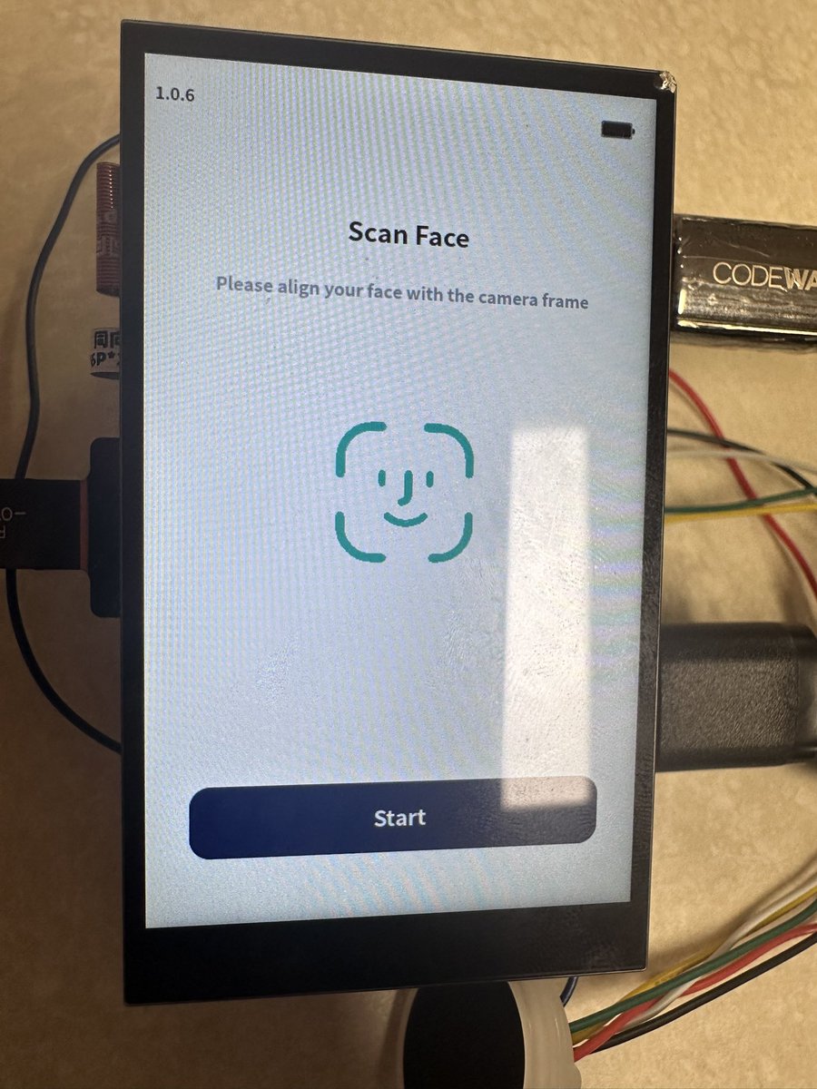 갑자기 이상한 생각이 나서 마케팅하려고요...

"Secret Finder는 당신을 구할겁니다..."

시드구문을 얻으려면 
여러분을 살려두어야 합니다.

머리 속에 있는 패스워드가 필요하거든요.
지문과 얼굴은 빼앗을 수 있지만
지식은 사자에게 물어볼 수 없으니까요.

만약 Secret Vault를 다른 곳에