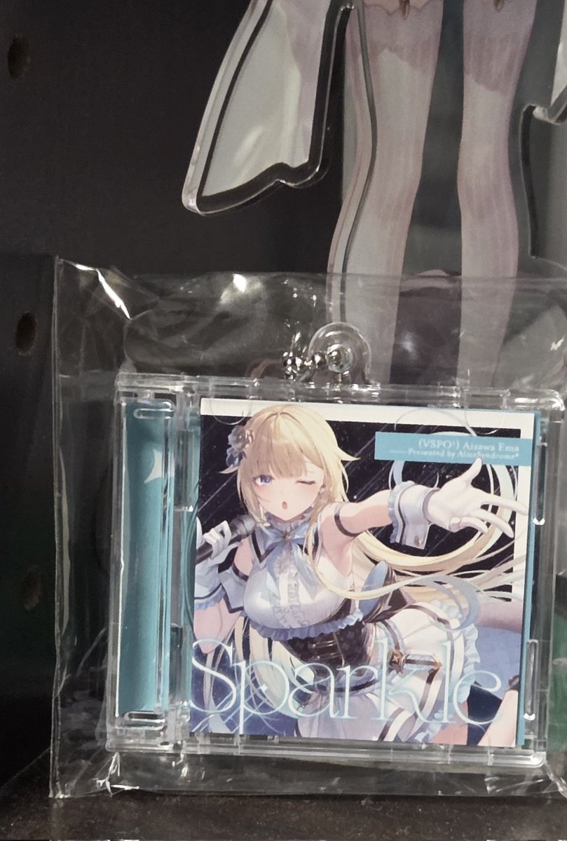 🍈で購入した あさぎ先生(@asagi_0398 )のエマたそ新刊セットとプレイ