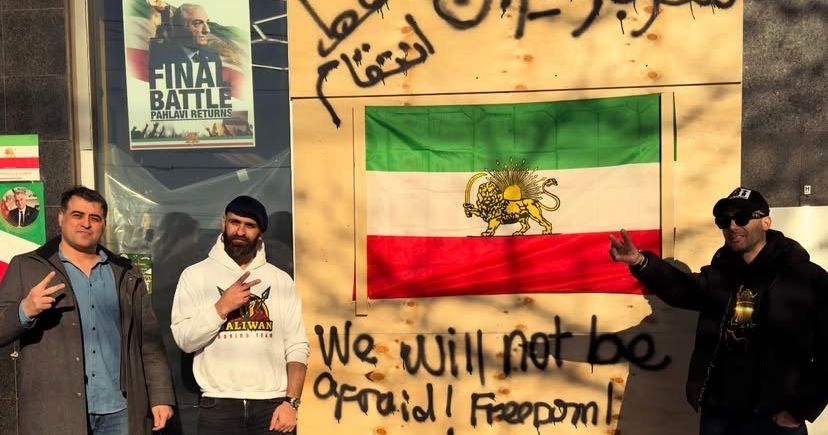 Irandiasporaa's tweet image. Gunfire hits Iranian-Canadian activist’s gym as community fears intimidation - ایران اینترنشنال dlvr.it/TRHMyD #IranianActivist #CommunitySafety #GunControl #Intimidation #Toronto