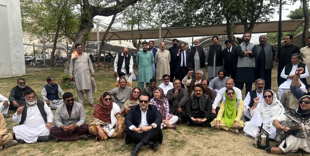 Naya Pakistan tweet media