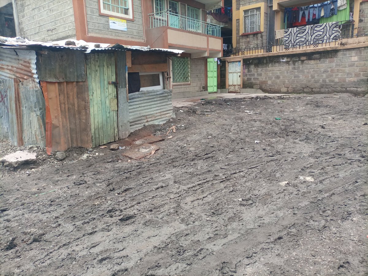 VINCENTAROSI's tweet photo. They came dag a sewer line and this is the status they left our school going children. Umoja 1 off MOI DRIVE this is Pewa Street. Help us @SakajaJohnson @edwinsifuna please this is not political but a humble request from you too also to @HonMarkMwenje . https://t.co/v5BiDyns70