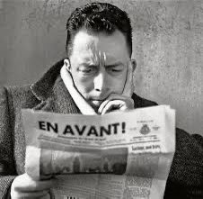 Quand une guerre éclate, les gens disent :
"Ça ne durera pas, c'est trop bête ! "
Et sans doute, une guerre est certainement trop bête, mais cela ne l'empêche pas de durer.
La bêtise insiste toujours, on s'en apercevrait si l'on ne pensait pas toujours à soi.

_Albert Camus