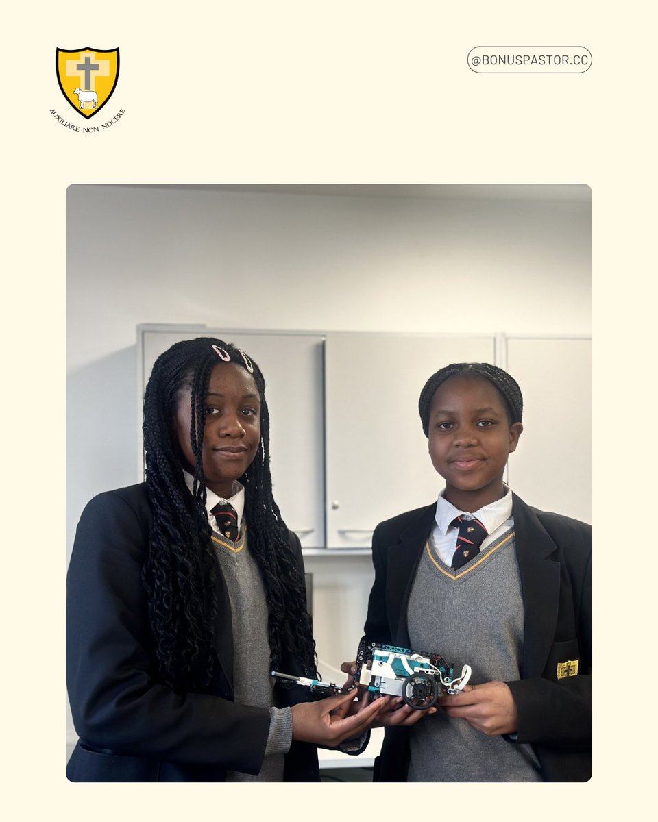 Bonus Pastor Catholic College tweet media