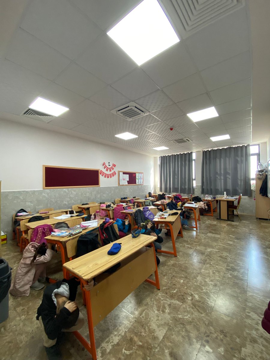 01-07 Mart Deprem Haftasında okulumuzda “Deprem Tatbikatı” yapıldı. <a href="/tcmeb/">Millî Eğitim Bakanlığı</a> <a href="/MersinMEM/">Mersin İl Millî Eğitim Müdürlüğü</a> <a href="/tarsusmem1/">Tarsus İlçe Milli Eğitim Müdürlüğü</a>