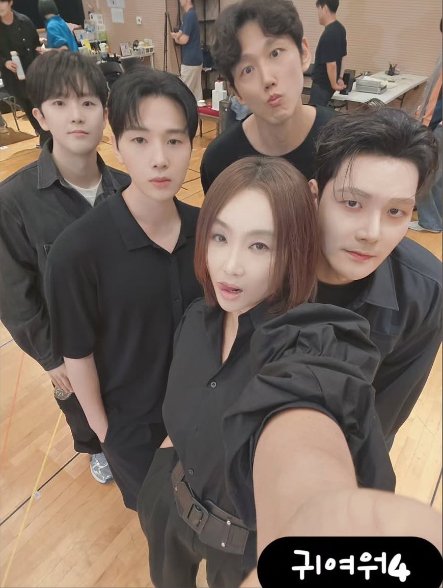 탕무비비빠 tweet media