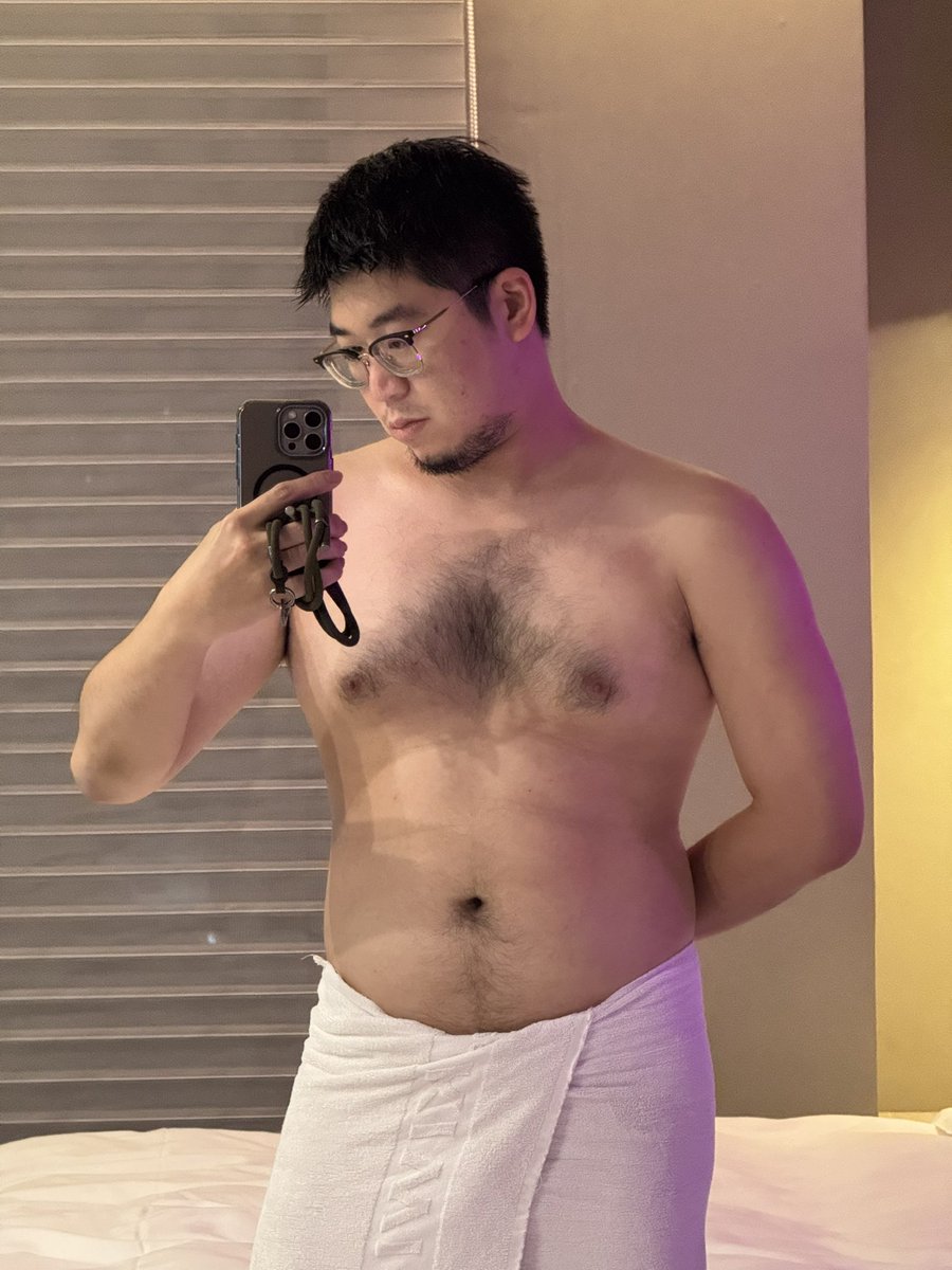 Lee en tweet media