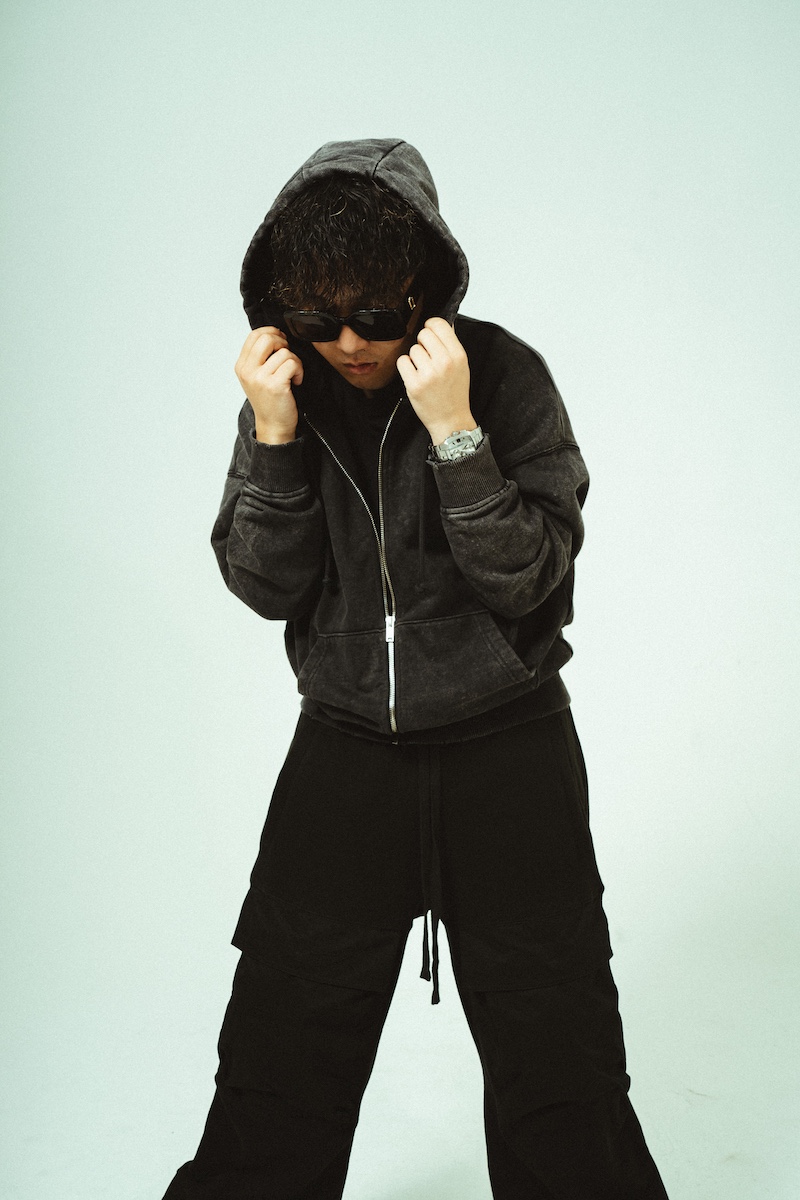 digle_tokyo's tweet photo. ラッパー・22PEACE、2年ぶりの新シングル「+freestyle」を配信

地元である千葉からアクアラインを抜け東京へ向かう風景と、不屈の覚悟を刻み込んだフリースタイル
https://t.co/UXXr3pEiI1
@_22peace_ https://t.co/jehohLsm1A