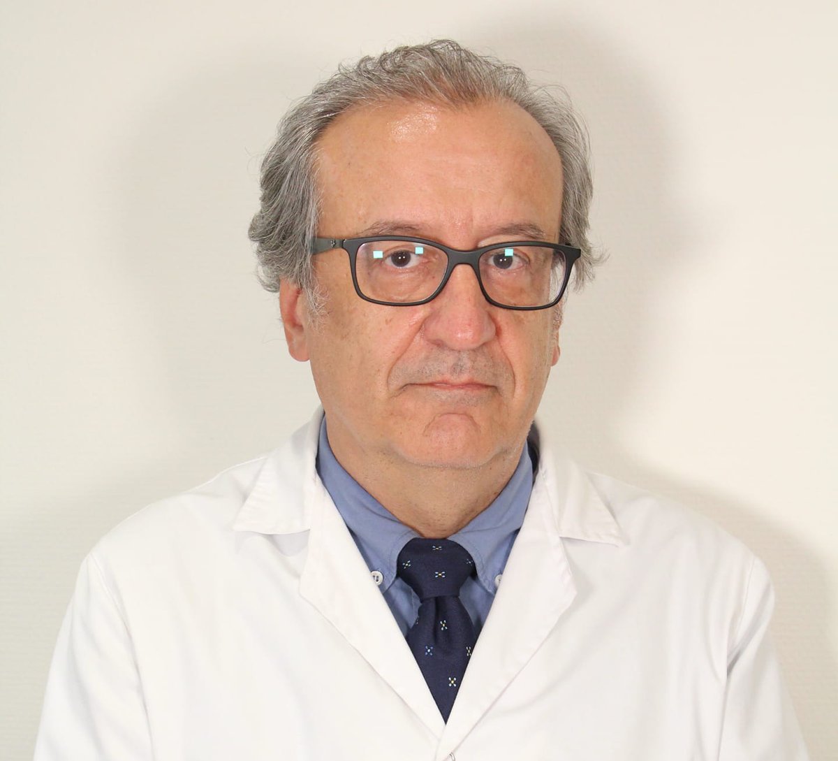 Hospital_FJD's tweet photo. Nuestro centro y su Instituto de Investigación Sanitaria (IIS-FJD) colaboran en la realización de un test que detecta la enfermedad renal en los trabajadores del metal. El Dr. Emilio González Parra, jefe asociado del Servicio de Nefrología, explica más

🔗 https://t.co/vH7rprgEGF https://t.co/WOrr5bPl66
