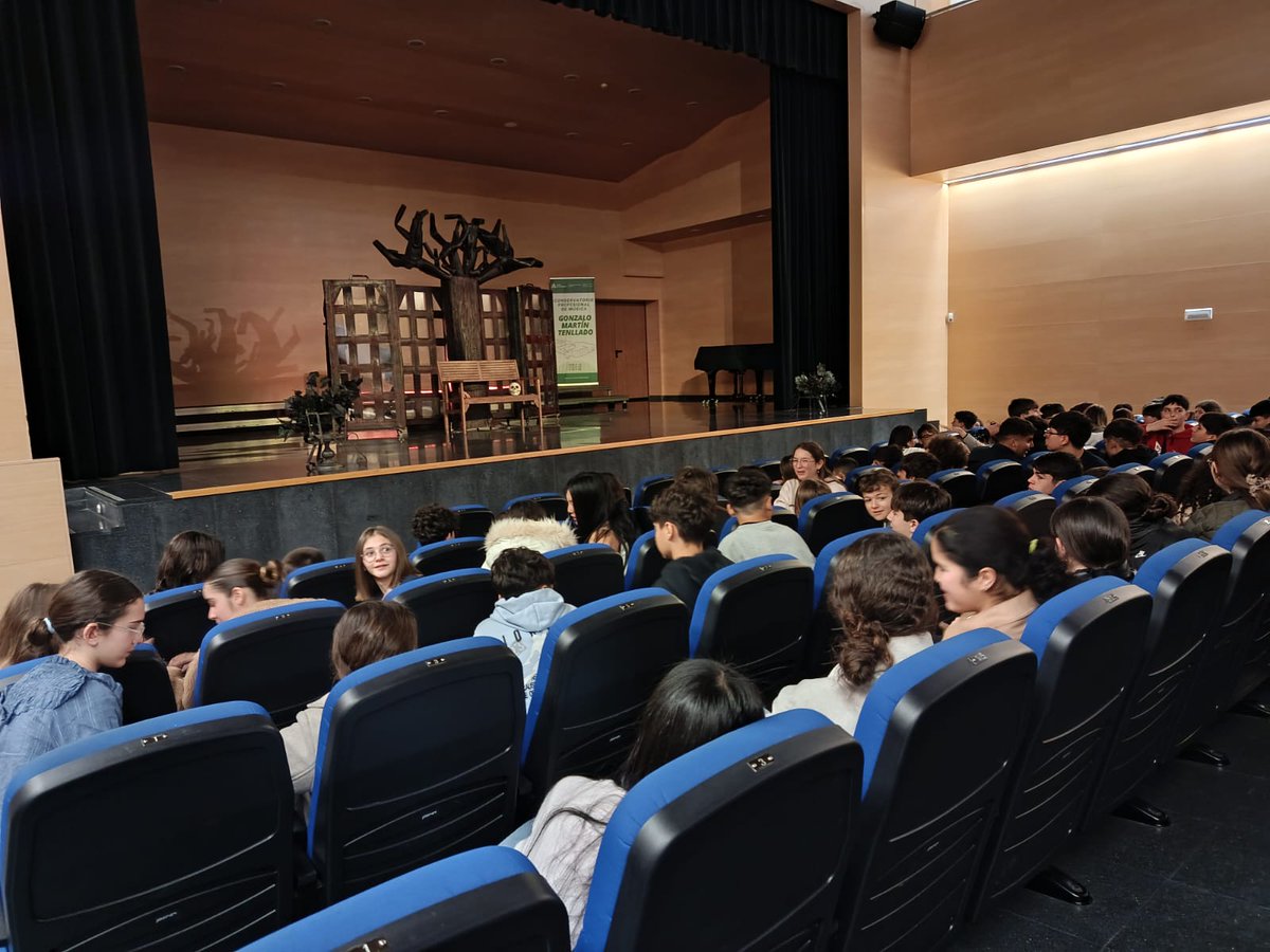 IES REYES CATOLICOS tweet media