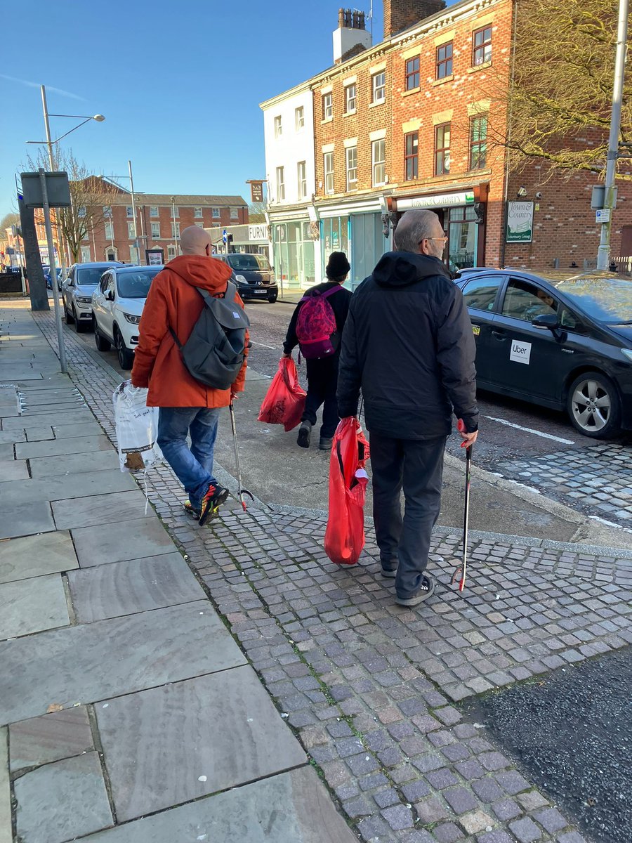 RRR_LUF's tweet image. Roots Community Clean Up ☀️🌿

A brilliant clean up session in the sunshine. Fresh air, teamwork, and everyone pulling together to make a difference.
#RootsCommunity #Teamwork #RedRoseRecovery