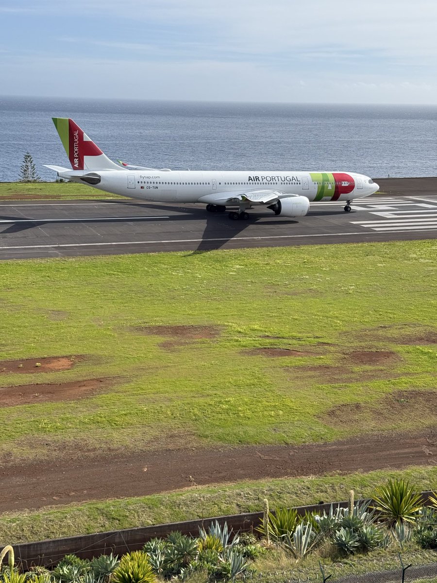 Train&PlaneHub tweet media