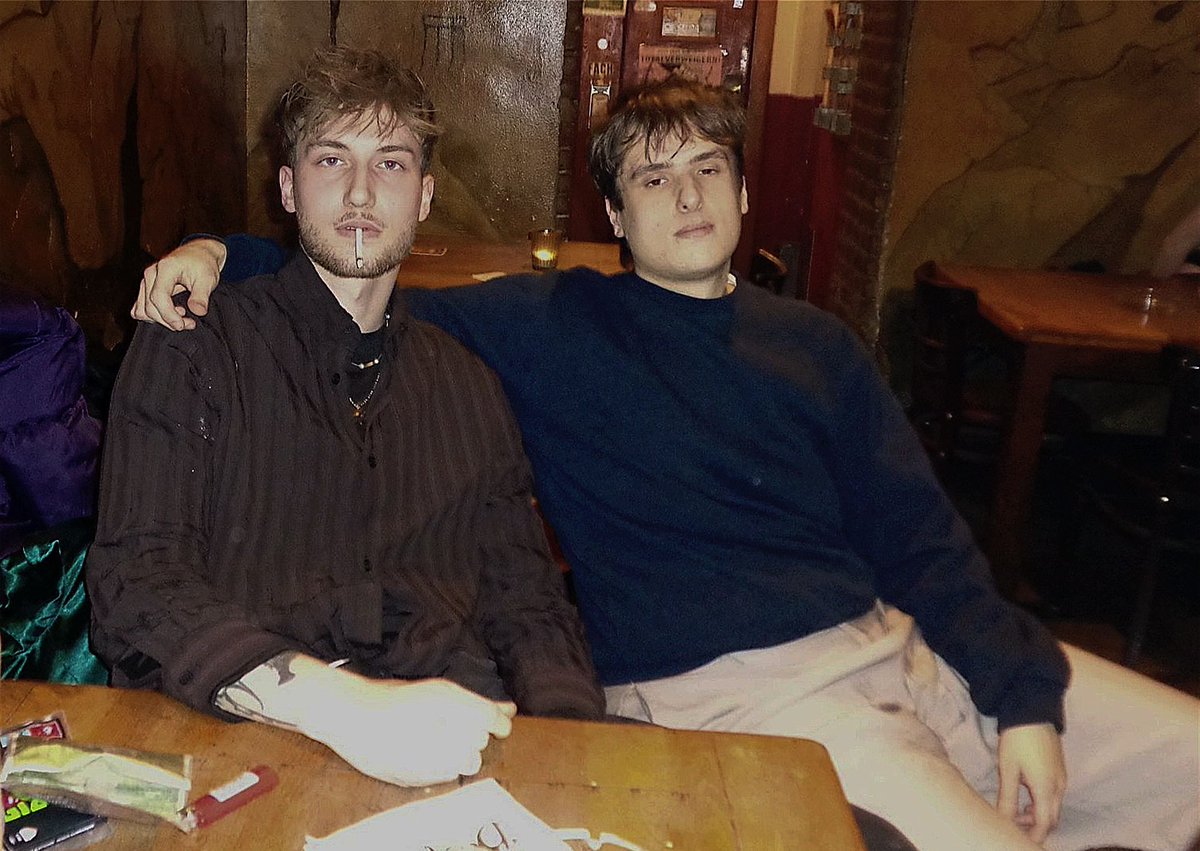 ju☕️ tweet media