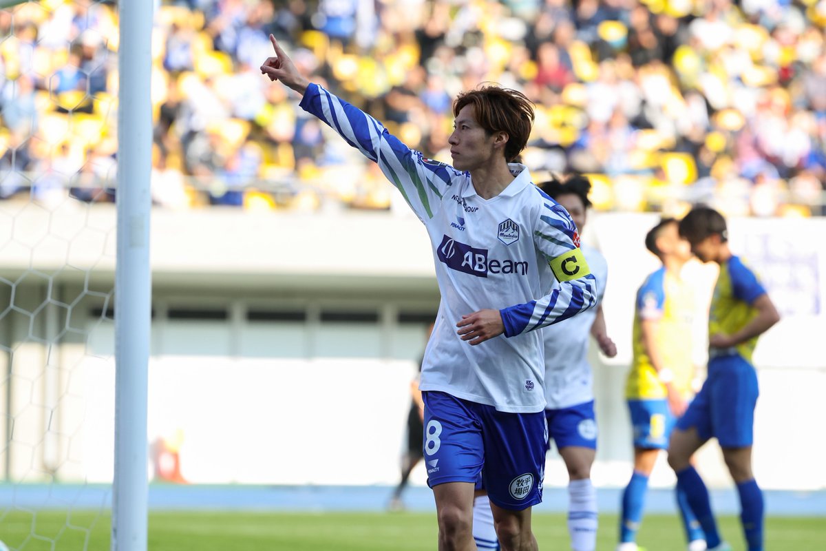 私はグッズ担当 より、3.8 #ホーム秋田戦 グッズ情報①です👀✨ 今