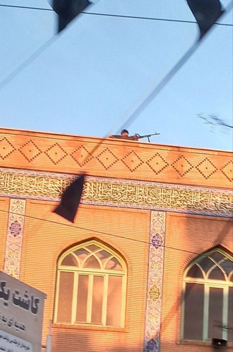 جنگ بده ولی تیربار بالا مسجد خوبه!

#حرومزاده‌ها