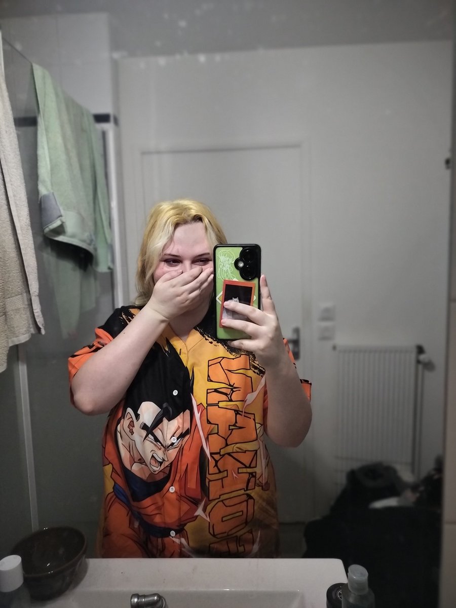 I forgot I had this lmao 

(I bleached my hair and I'm gonna do purple later! And maybe a little bit of green)