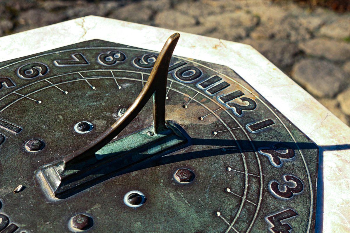 Sundial tweet media