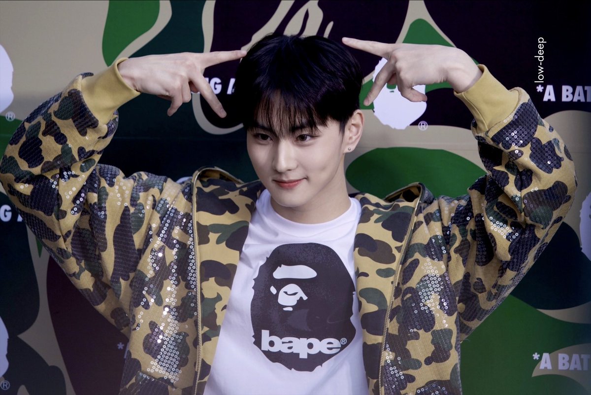 low-deep tweet media