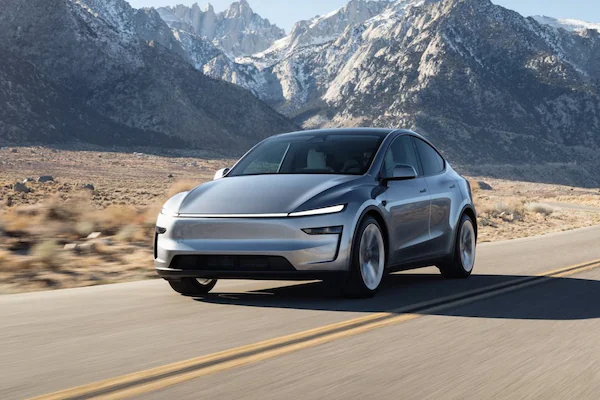 🚨Tesla has just sold 29 cars in India in February 2026.

India's 100%+ import duties on Tesla cars have priced many Indians out of owning one.

Thoughts?  <a href="/elonmusk/">Elon Musk</a> <a href="/Tesla/">Tesla</a> <a href="/teslaownersSV/">Tesla Owners Silicon Valley</a>