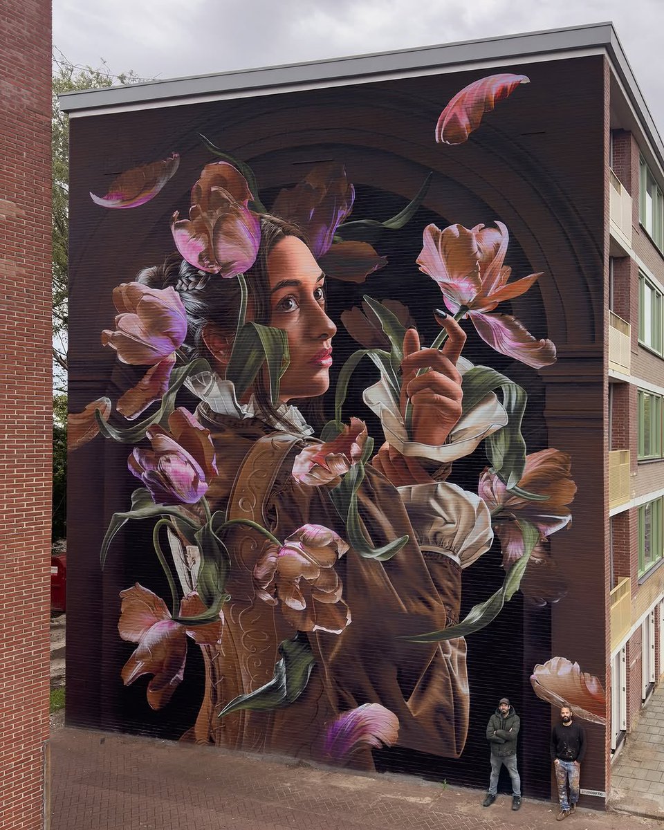“Soul Flora - Elegance Part 2”
🧑🏼‍🎨Studio Giftig📍Almelo, Netherlands 🇳🇱 
StreetArt