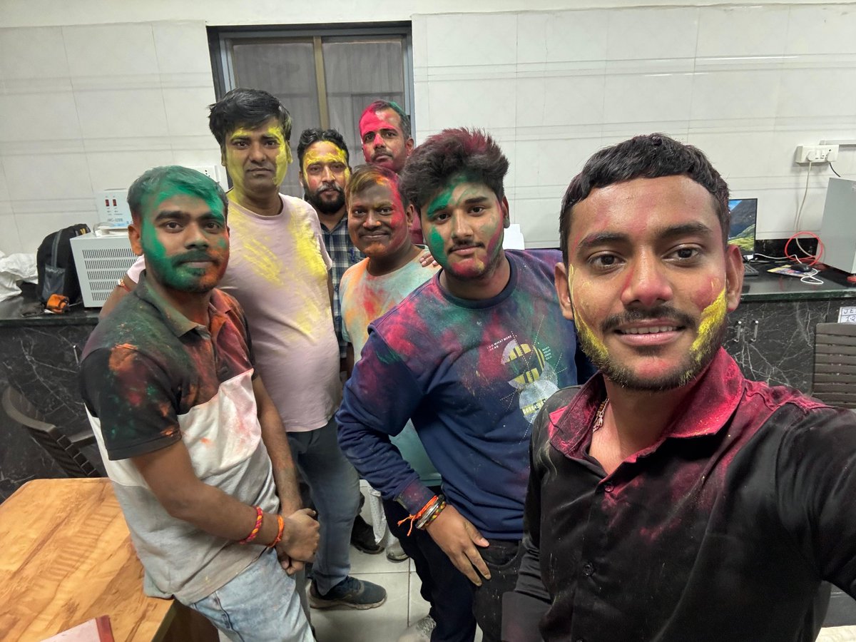 AnujBraahman's tweet photo. 🥰 THE FRAGRANCE OF GULAL AND THE SPLASH OF COLORS HAPPY HOLI TO YOU ♥️ 🫟 *HAPPY HOLI* 🫟 ☺️

#happyholi❤️ 
#happyholi2026 
#happyholidays❤️ https://t.co/2zSfMjGIpQ