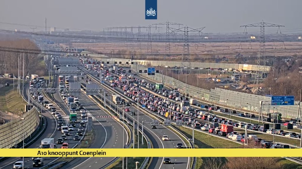 Vertraging op A8 richting Zaandam door ongeval