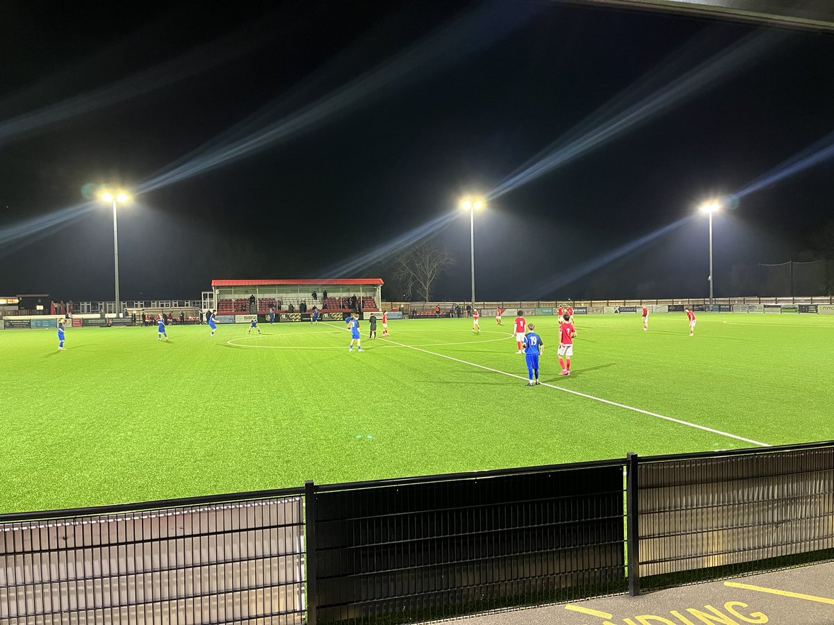 Uxbridge U18 vs South Park Reigate U18