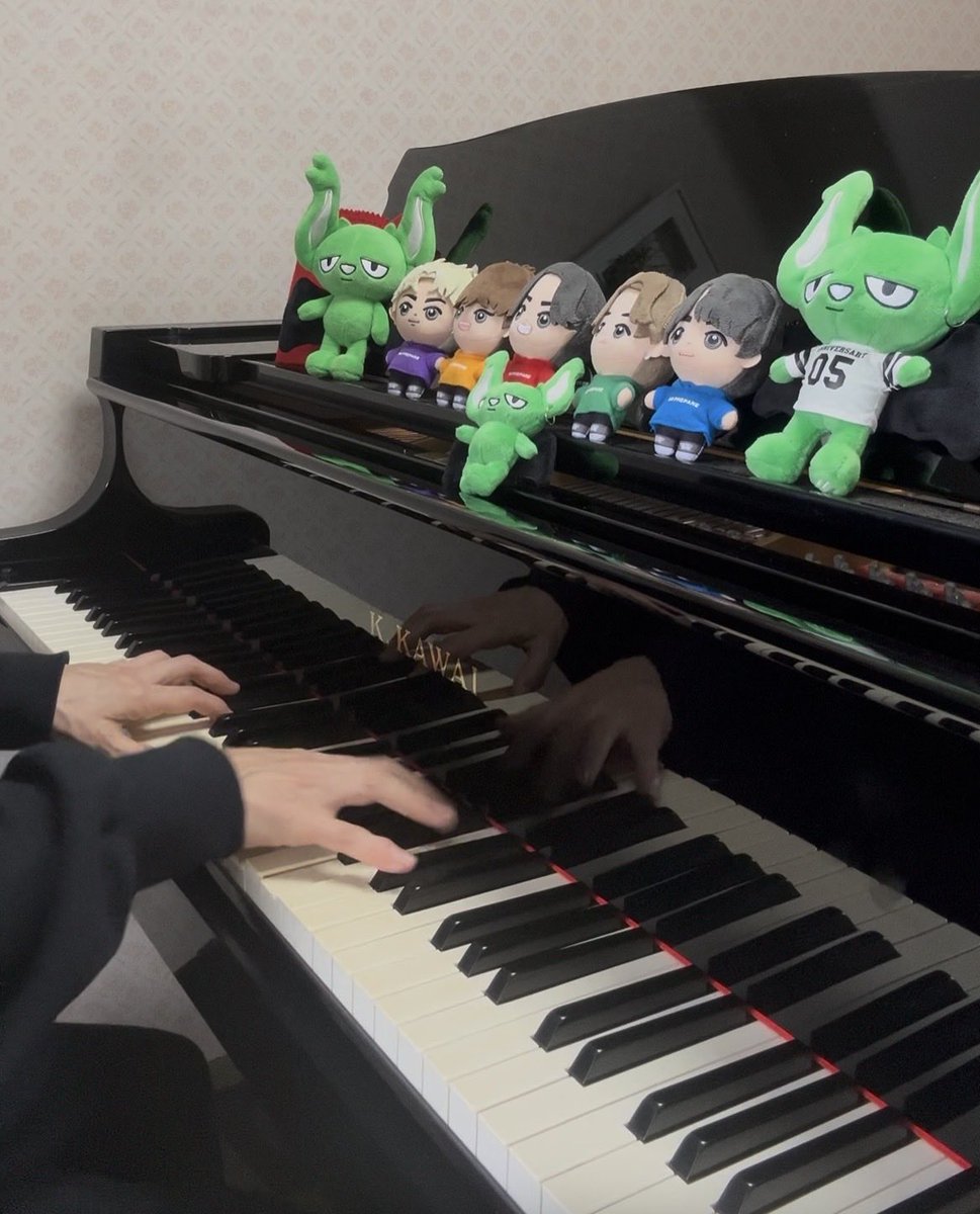 eikorin_1021's tweet photo. ゆうたくん27歳の誕生日おめでとう🎉🎂
2024年8月のストーリー💚「悲しみは雪のように」🎁
母ドット世代にはとても懐かしかった
今でも聴いてるかな🥹
TikTokとインスタで🎹演奏投稿しました

#コムドットゆうた
@comyuta0305 https://t.co/IgVGqmqXAX