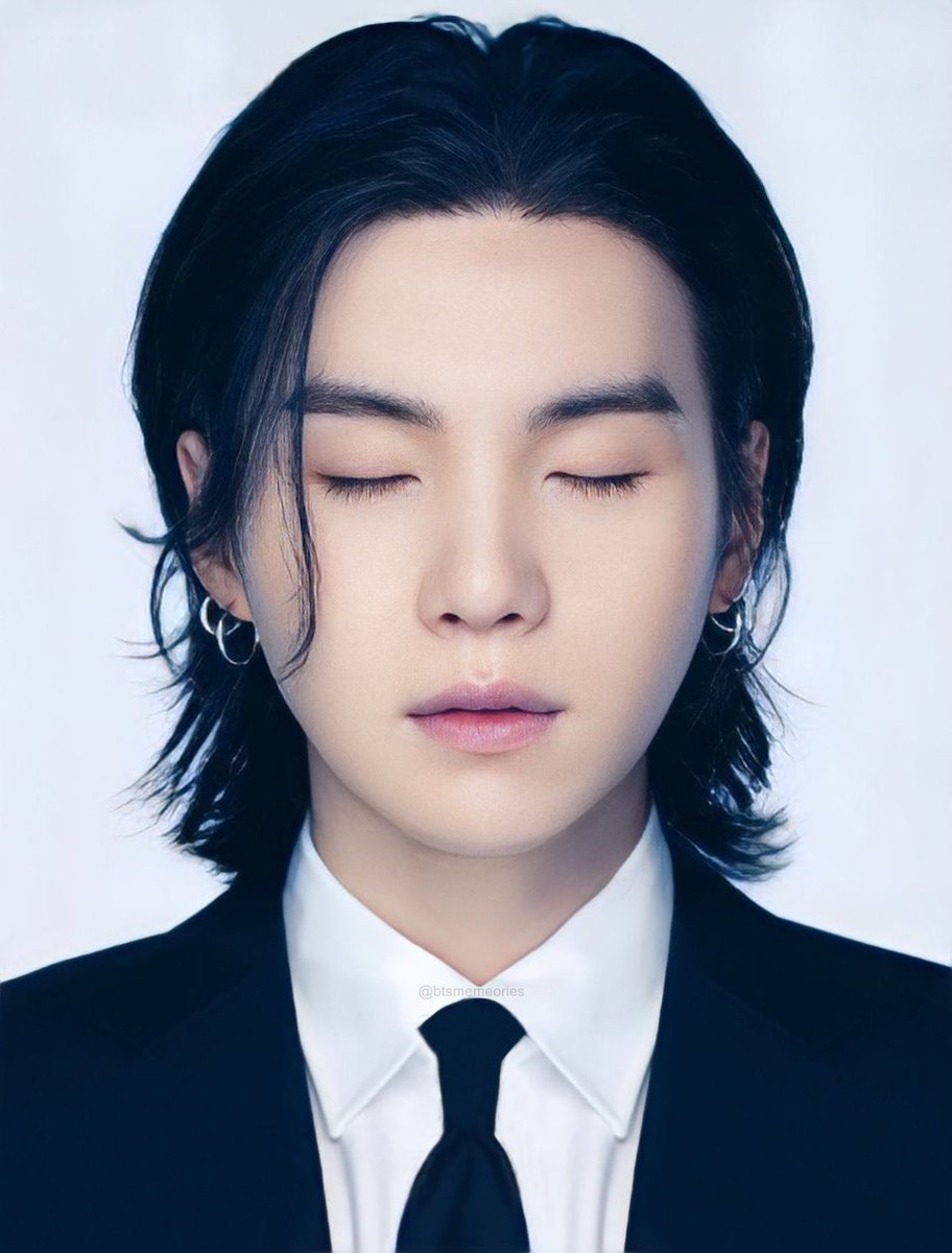 민 tweet media