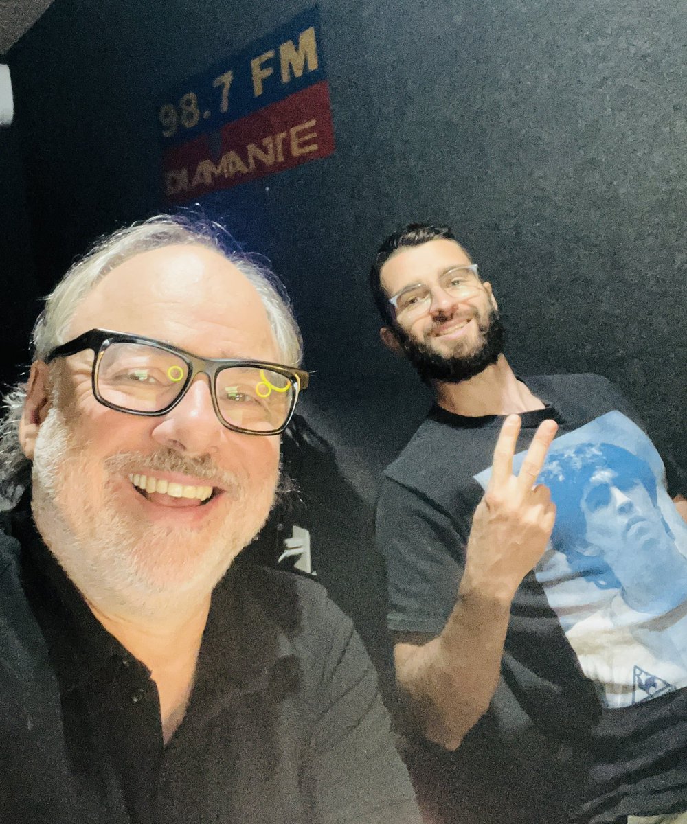 alejancamino's tweet image. Ponemos “La mañana en Camino”…
#carnaval con @facardozo ; #historia y #literatura con Marcia Collazo : #invasionesinglesas ; Fiesta de la Cerveza, Santa Lucía: escuchamos @spuntonemendaro , @elasilodelabestia …