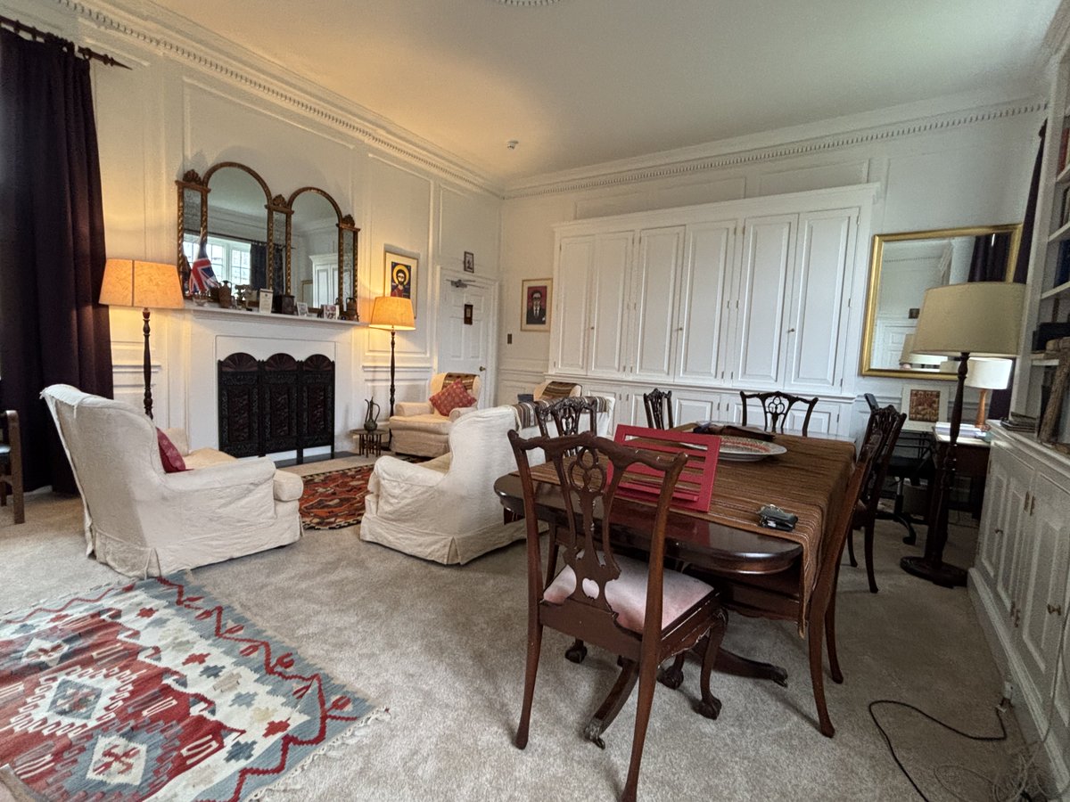 Peter Sarris tweet media