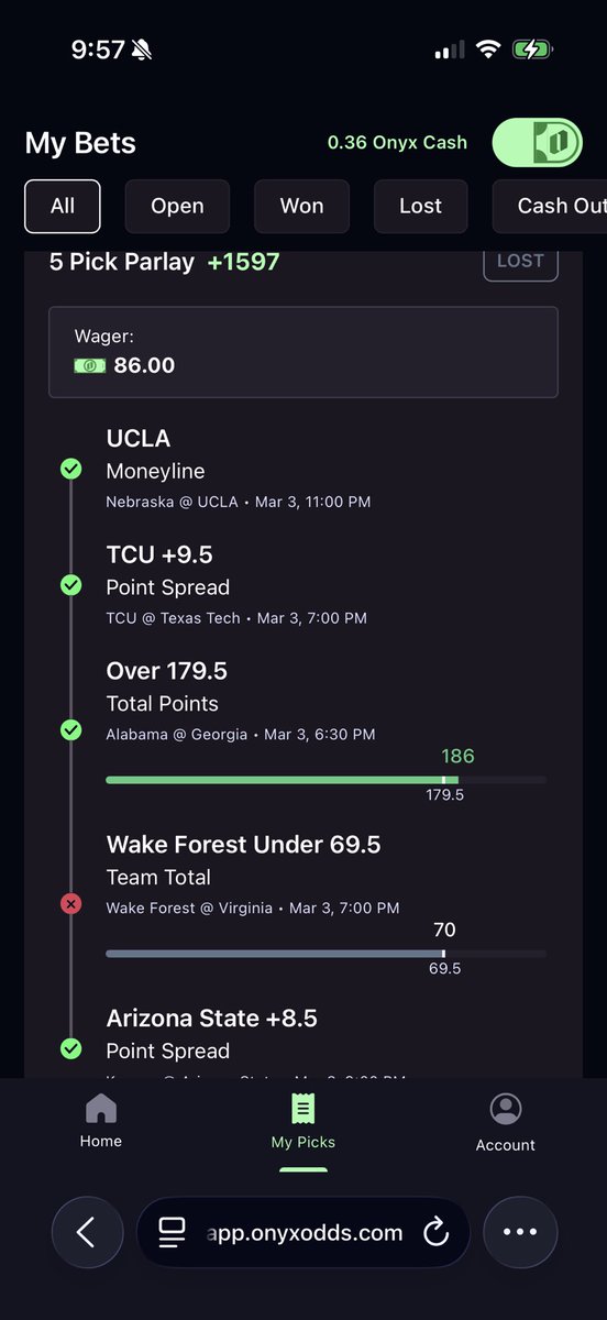 YoCurr's tweet photo. 5 seconds and 1 pt away from $1460 🤮🤮 https://t.co/jWQ1MLUwCR