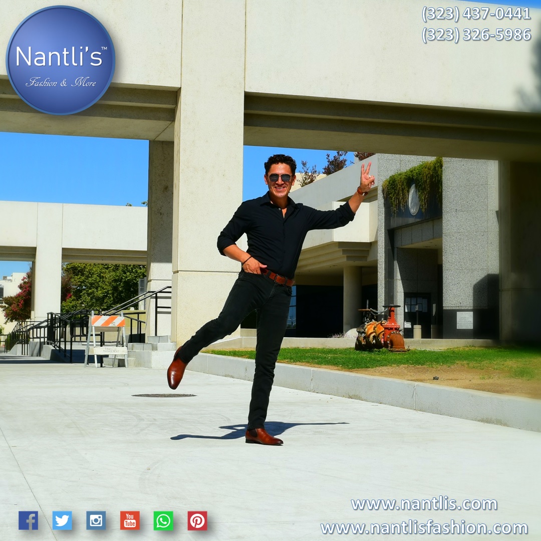 nantlis's tweet photo. Botines Charros para vestir casual o formal https://t.co/56o8PSjR8l
#chelseaboots #charroboots #modernbooties #mensbooties #botinescharros #botasdecharro #botaschelsea #botinesparahombre #dressshoes #shoes #mensshoes #zapatos #nantlis #trending #trendingfashion https://t.co/k6f9RdK3rT