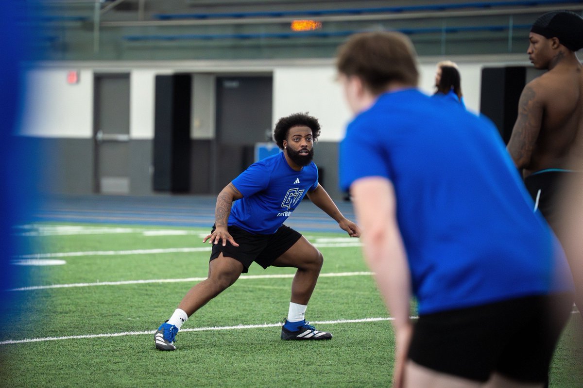 GVSU Football tweet media