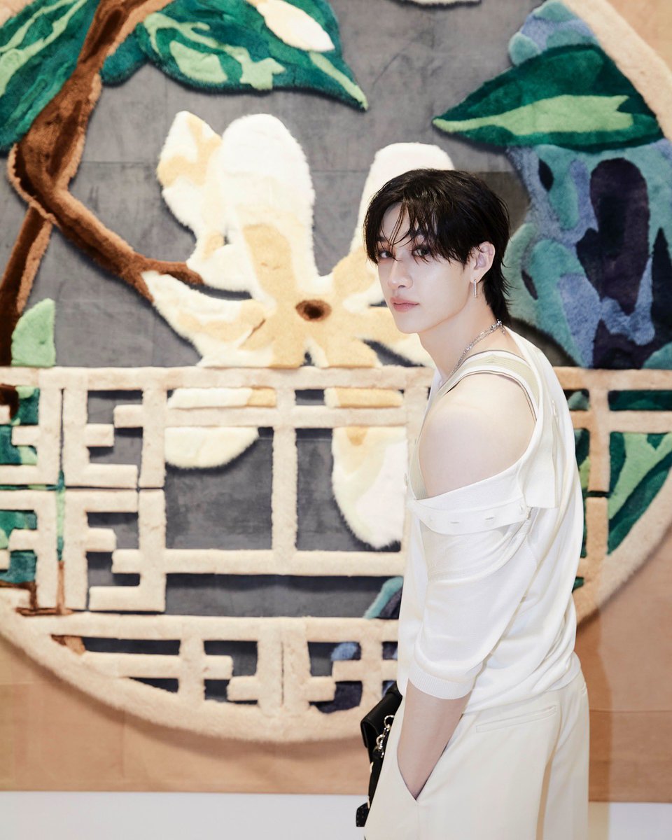 늑대빵집 tweet media