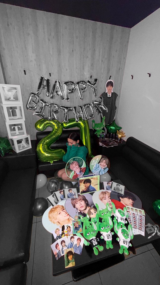 y_log305r's tweet photo. HappyBirthday💚
@comyuta0305 https://t.co/V1Sn0eDhK0