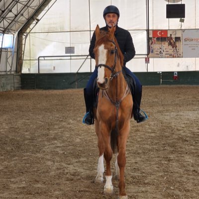 sinandemirbas61's tweet photo. #YeniProfilResmi https://t.co/DK1tA64b8D