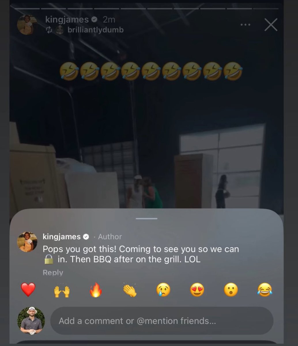 BrilliantlyDumb tweet media