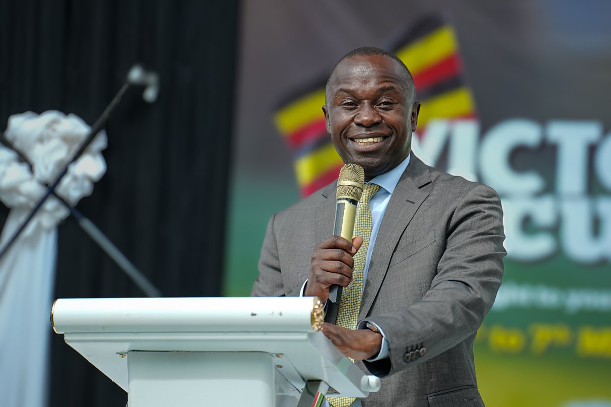 Under Par tweet media