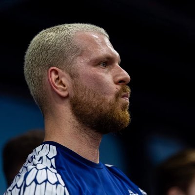 nagutcheff's tweet photo. #НовыйАватар https://t.co/fzoEArJgBx
