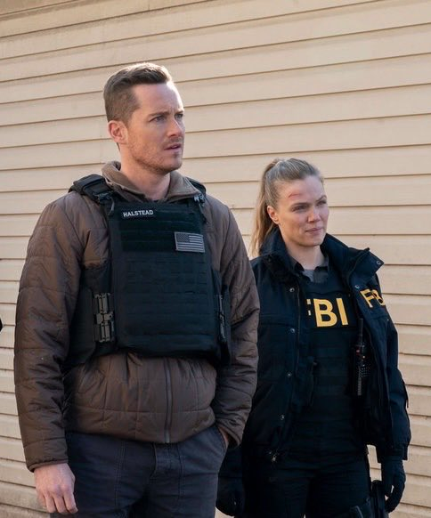 Arusess's tweet photo. Today is the day, #Upstead returns to our screens tonight (in case anyone had forgotten😁).
#UpsteadForever #UpsteadEndgame💖♾ #JayHalstead #HaileyUpton #JesseLeeSoffer #TracySpiridakos #JusticeForUpstead #UpsteadSpinOFF #JusticeForJayHalstead #WeLoveYouTracy #WeLoveYouJesse https://t.co/YWQccOEVFI