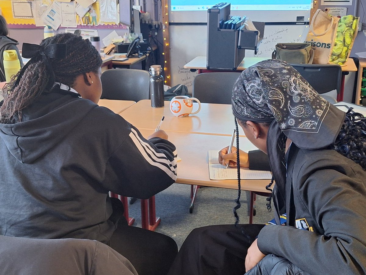 Jacqueline Thomson tweet media