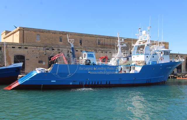 Shipguru's tweet photo. #italianbuilt #libyan #purseseiner #FATIMA #berthed at #grandharbourmalta - 24.02.2026 - https://t.co/nfgboxc3g3 - NO PHOTOS can be used or manipulated without our permission @EFCA_EU @EufaFisheries @EAPO_EUfishPOs @FAOfish @ICCAT @worldshipsoc @ShippingTV @shippingdata https://t.co/HahipsejQg