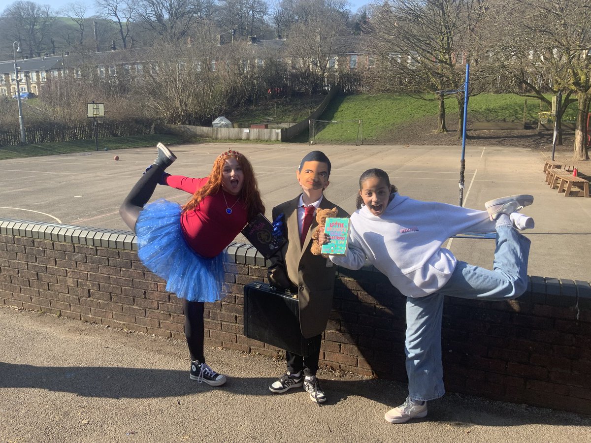 MrLSmalley's tweet photo. Some amazing costumes in year 6 for World Book Day.

@WorldBookDayUK @NantYParcSchool https://t.co/L6c0I0b6XD